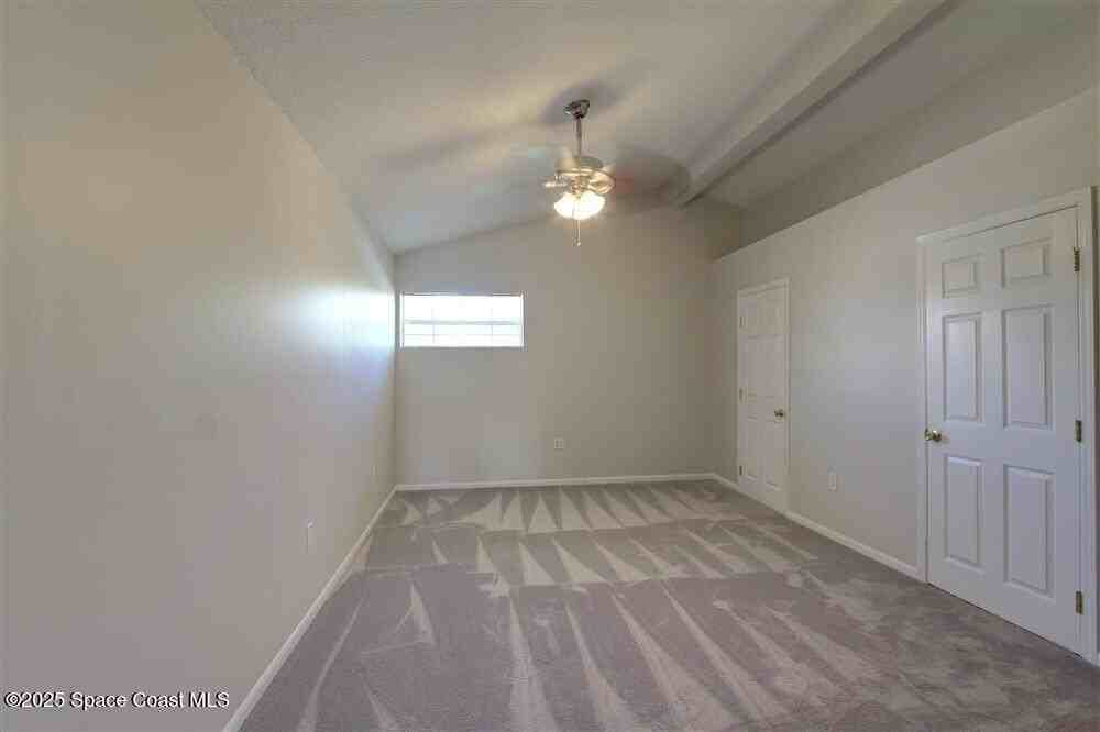 331 Carmine Dr - Photo 6 of 32