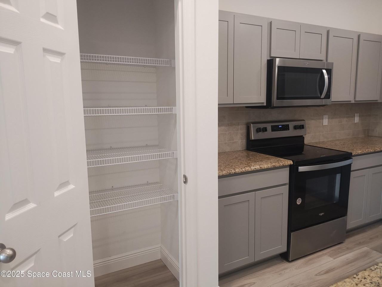 920 Covington Ct - Photo 6 of 24