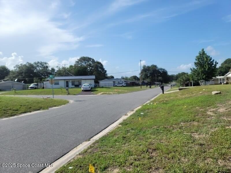 1700 Chaucer Rd - Photo 3 of 15