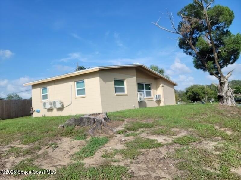 1700 Chaucer Rd - Photo 4 of 15