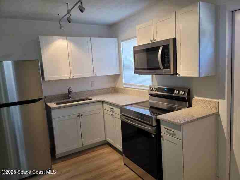 1700 Chaucer Rd - Photo 7 of 15