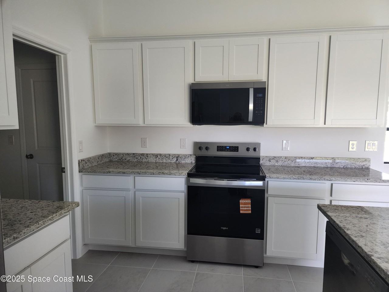 2211 San Filippo Dr Se - Photo 5 of 8