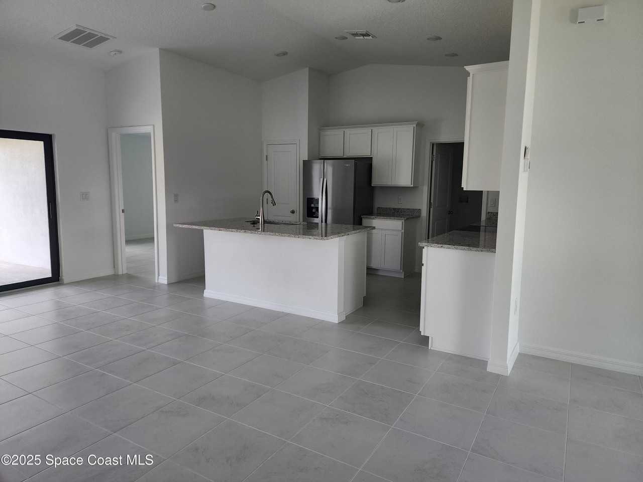 2211 San Filippo Dr Se - Photo 7 of 8