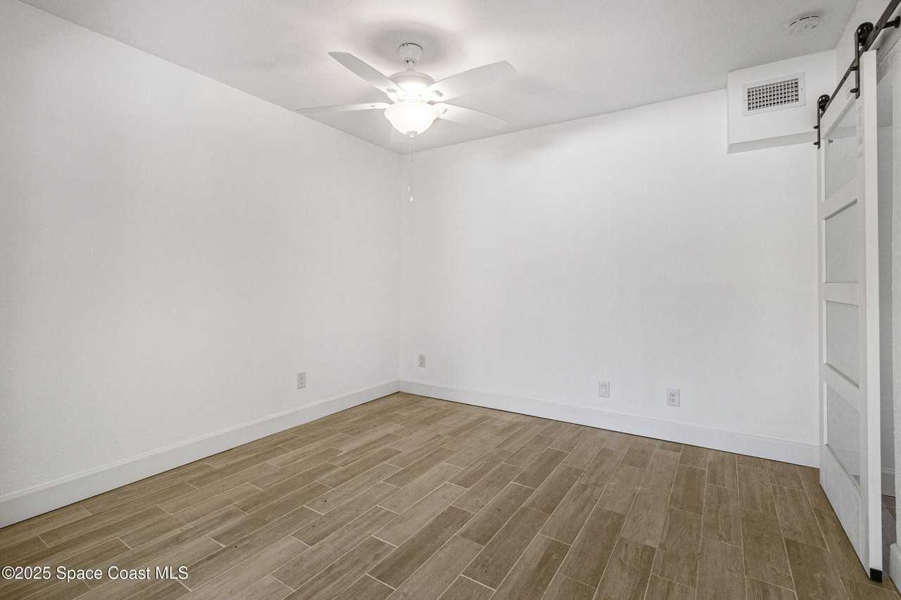 2364 Pineapple Ave Unit S - Photo 5 of 45