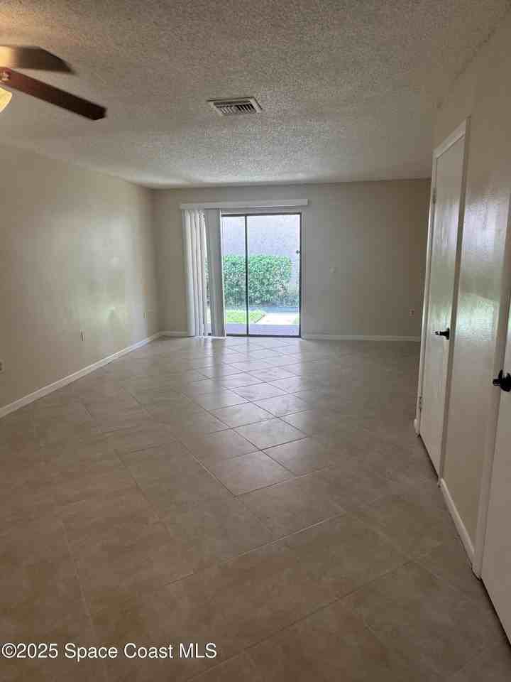 124 San Juan Cir - Photo 3 of 23