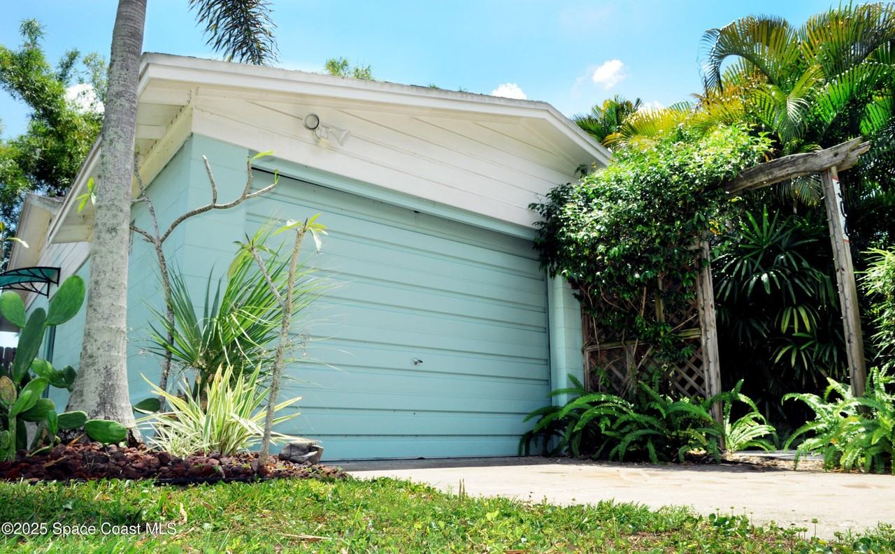 306 3rd Street - Photo 2 of 22