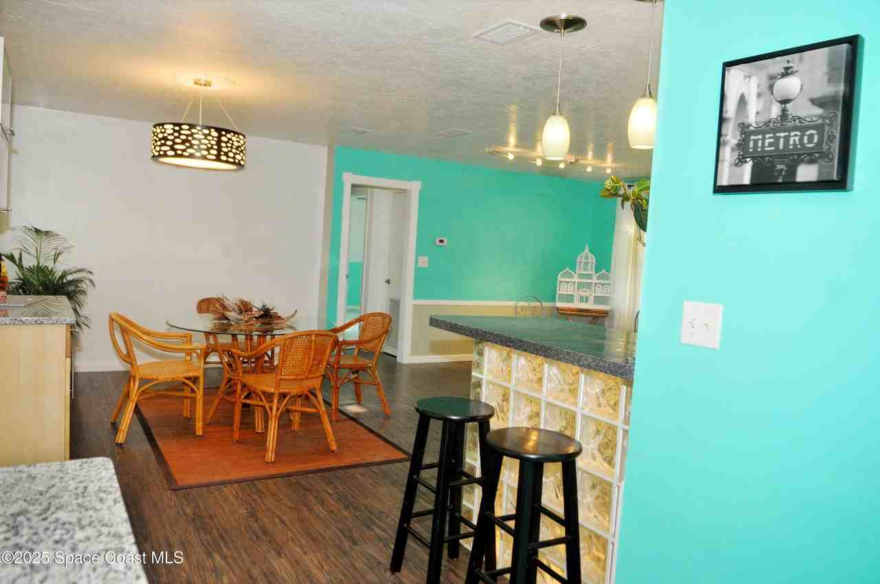 306 3rd Street - Photo 6 of 22