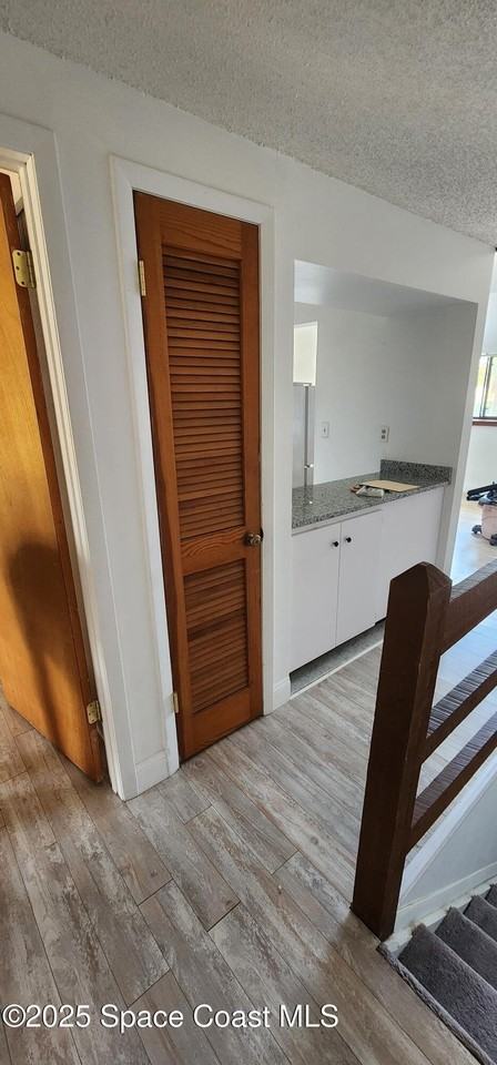 202 Pierce Ave - Photo 7 of 17