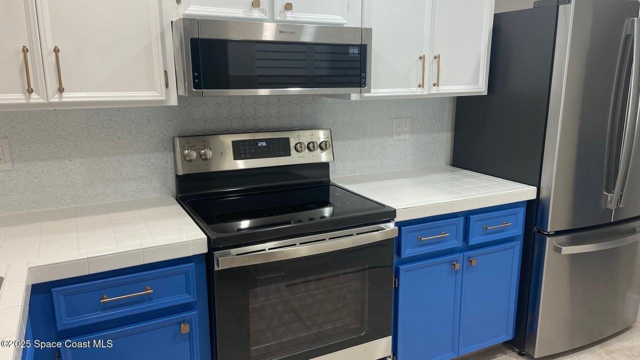 830 N Atlantic Ave Apt B404 #B404 - Photo 6 of 18