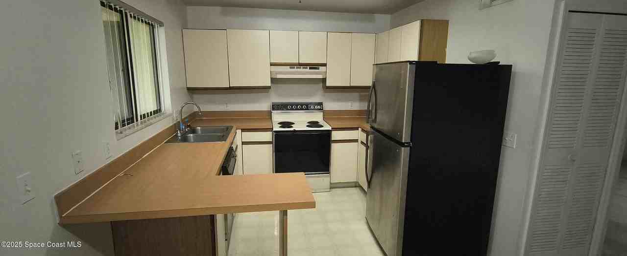 7801 Maplewood Drive #911 - Photo 3 of 16