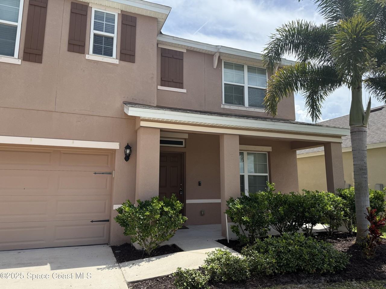 137 Sutherland Dr Sw - Photo 2 of 24