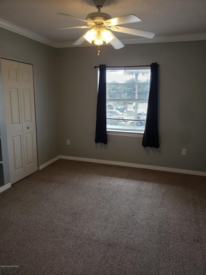 1011 Hopkins Avenue #C - Photo 3 of 12