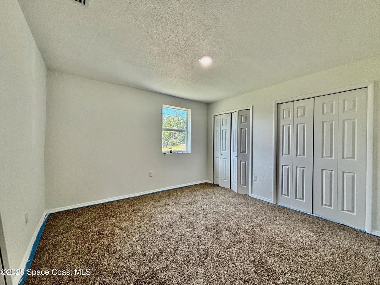 918 Wager Ave - Photo 6 of 10