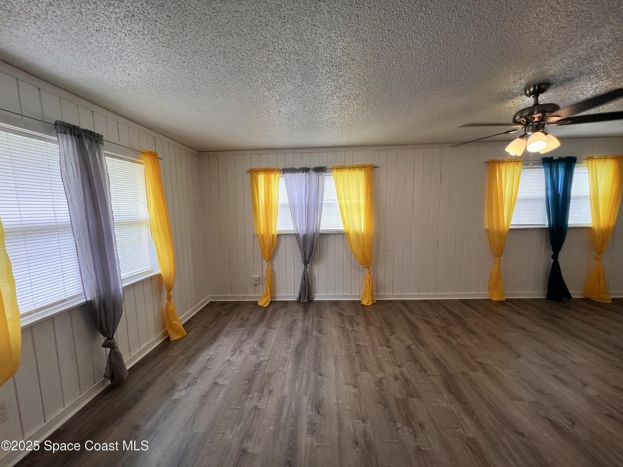 279 Fernandina Street Northwest - Photo 4 of 20