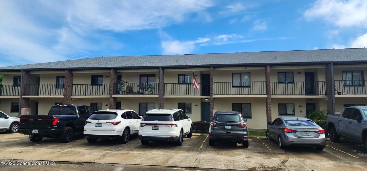 100 Canebreakers Drive #103 - Photo 2 of 16