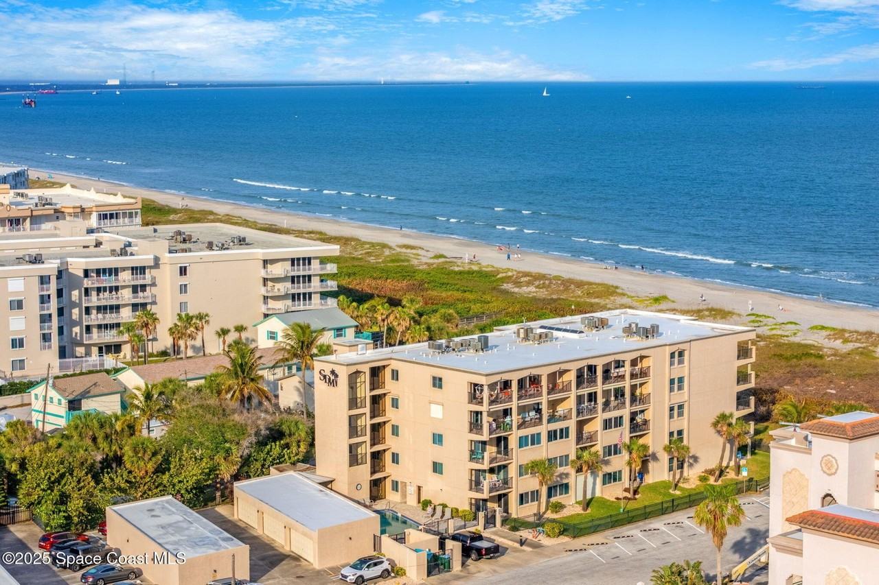 430 Johnson Ave Apt 304 #304 - Photo 3 of 42