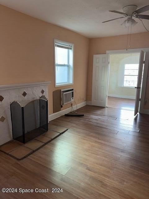 1219 E Strawbridge Ave Apt 4 #4 - Photo 3 of 9