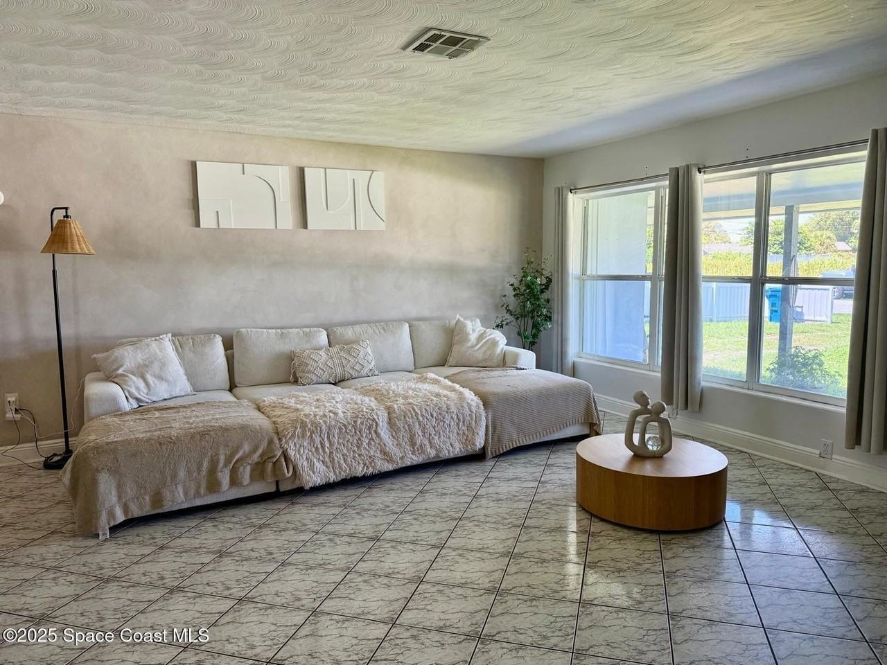 2394 Shenandoah Rd Ne - Photo 5 of 23