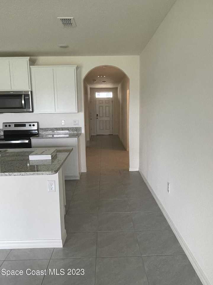 2194 Farmhouse Rd Se - Photo 5 of 15