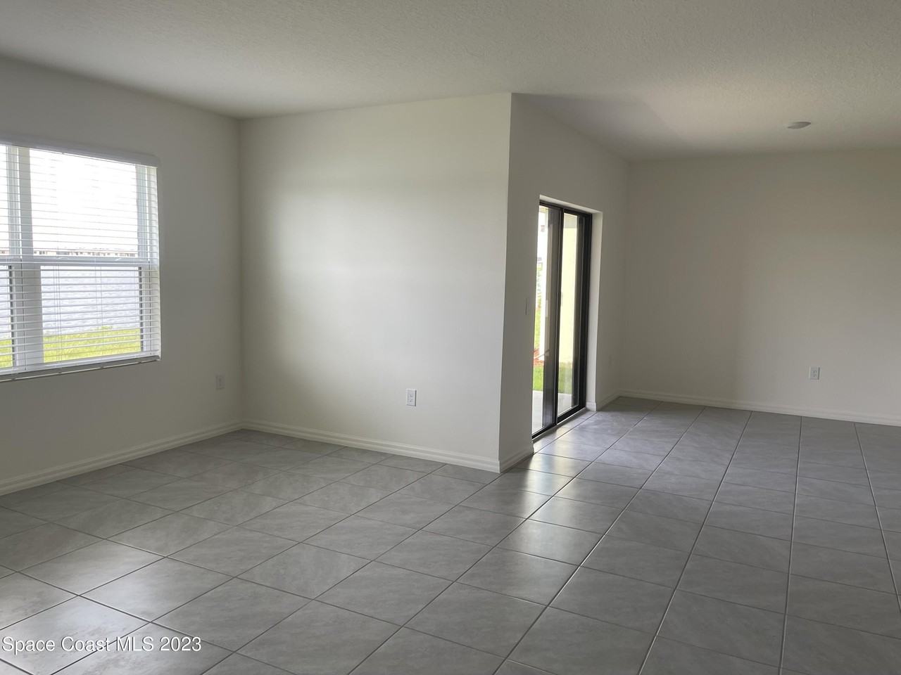 2194 Farmhouse Rd Se - Photo 6 of 15