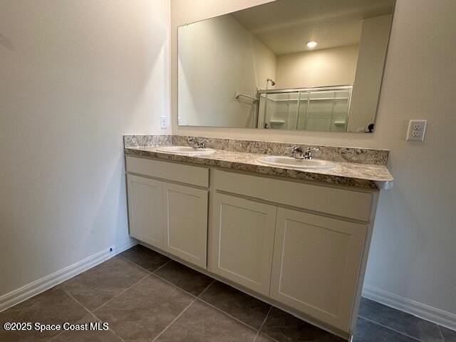 1173 Dunes Ave - Photo 5 of 10