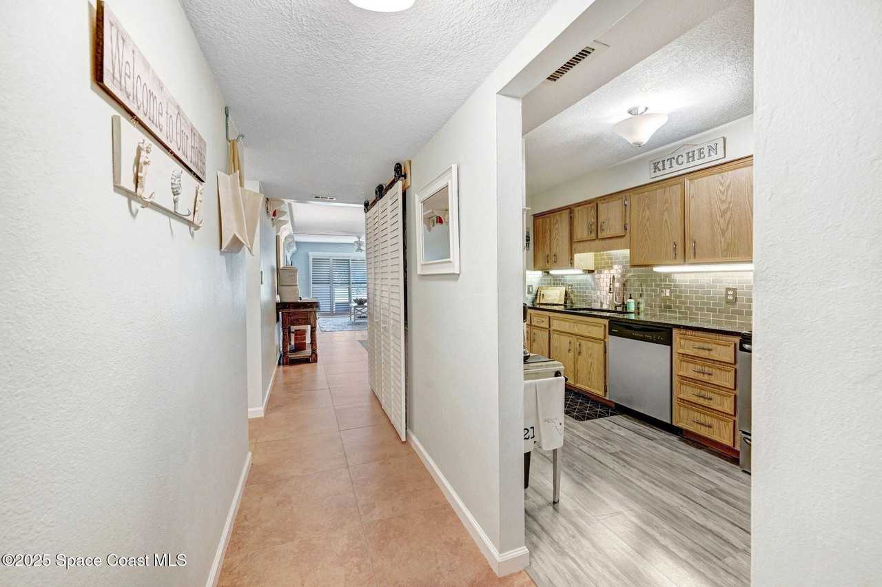 520 Palm Springs Boulevard #112 - Photo 3 of 30