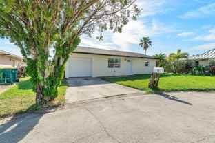 140 S Marjorie Ct - Photo 1 of 1