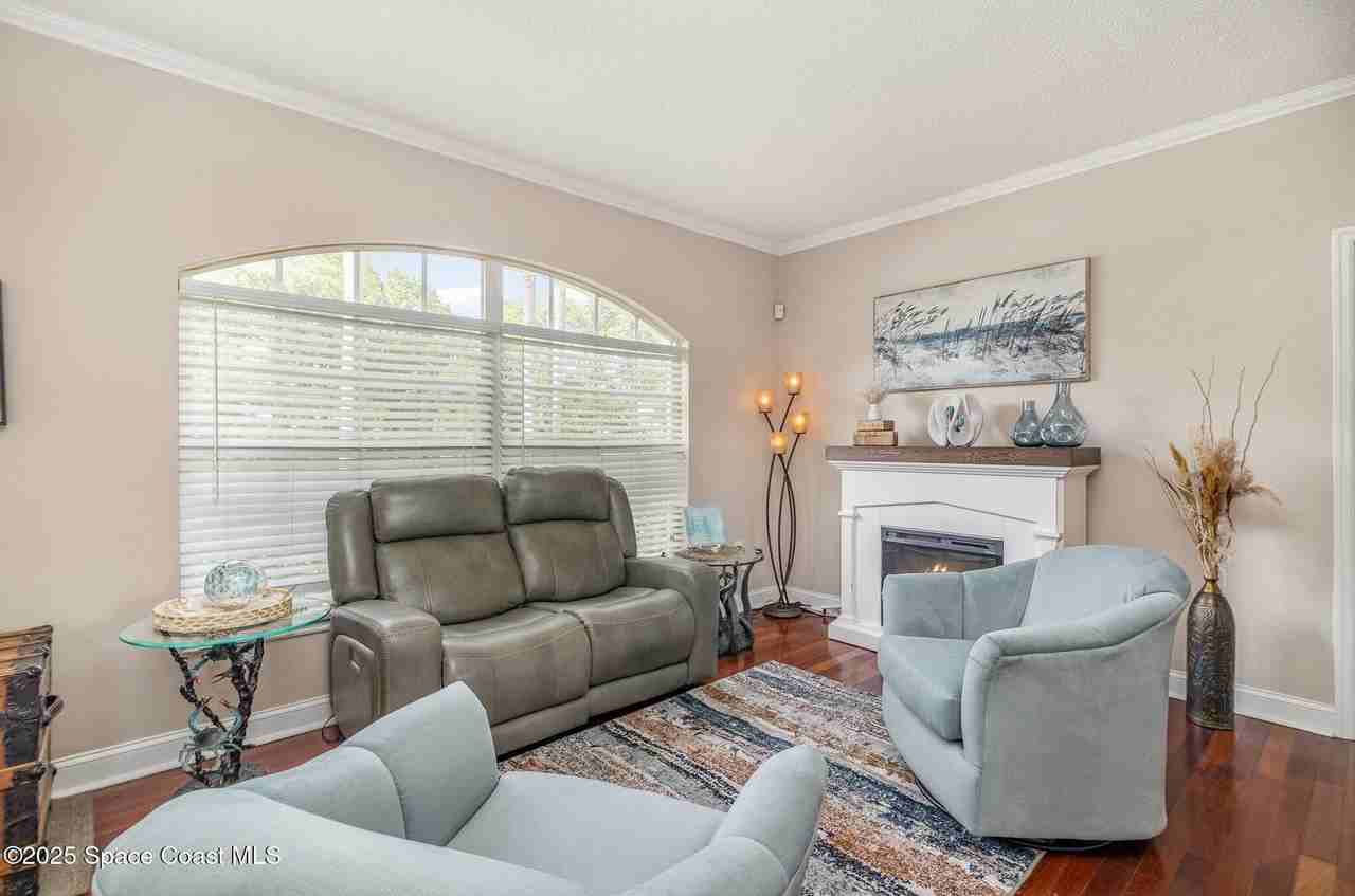 1510 Gardenton St Nw - Photo 7 of 30