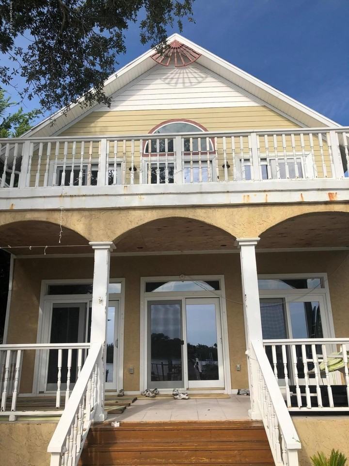 1405 S Riverside Dr - Photo 6 of 32