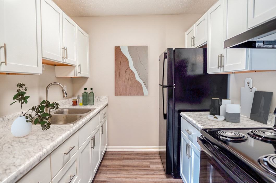 Green Valley Apartments - Photo 3 of 10