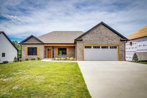 featured image of 264 Ruby Rose Rdg