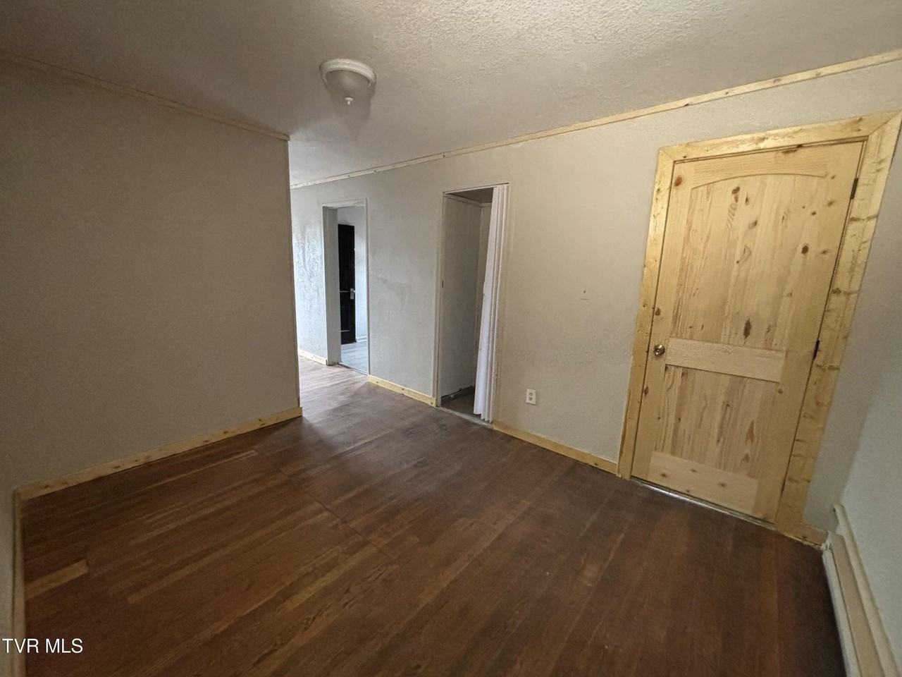 106 High Avenue Northeast - Photo 6 of 20