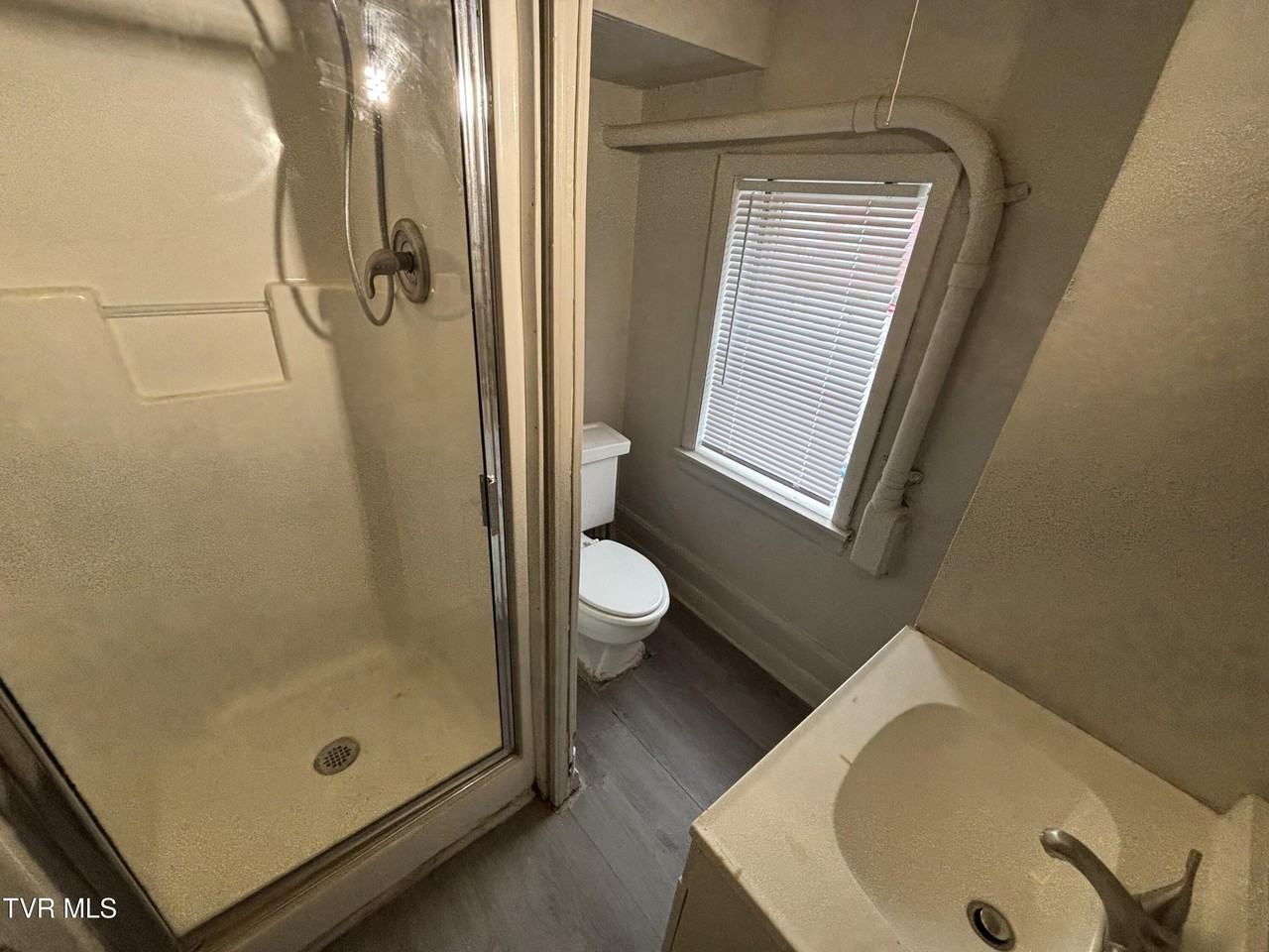 106 High Avenue Northeast - Photo 7 of 20