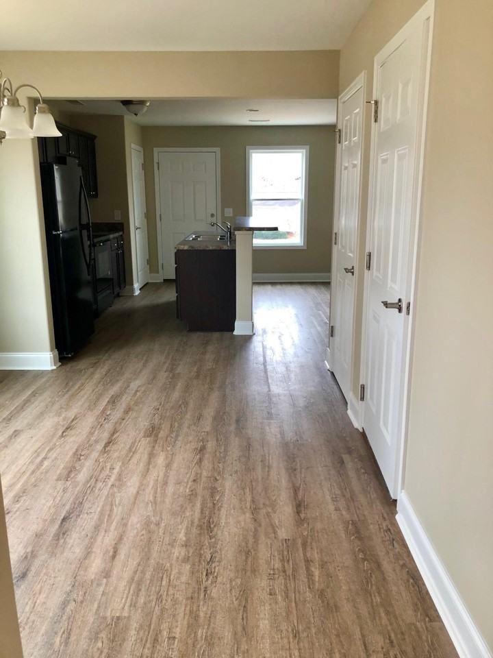 2229 N Greenwood Dr Unit 2 #2 - Photo 3 of 16