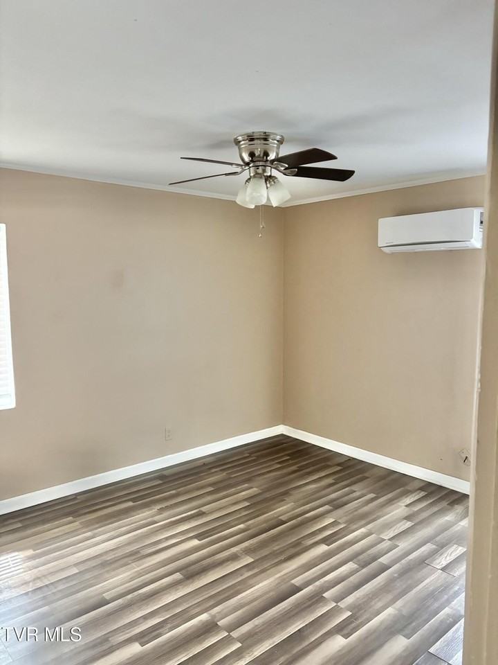 1504 E Holston Ave - Photo 5 of 8