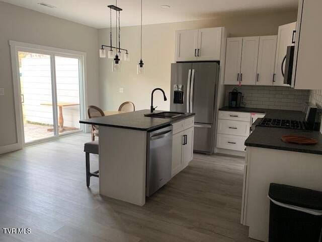 703 N Main Ave - Photo 3 of 12