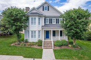 5803 Courtyard Cir - Photo 1 of 1