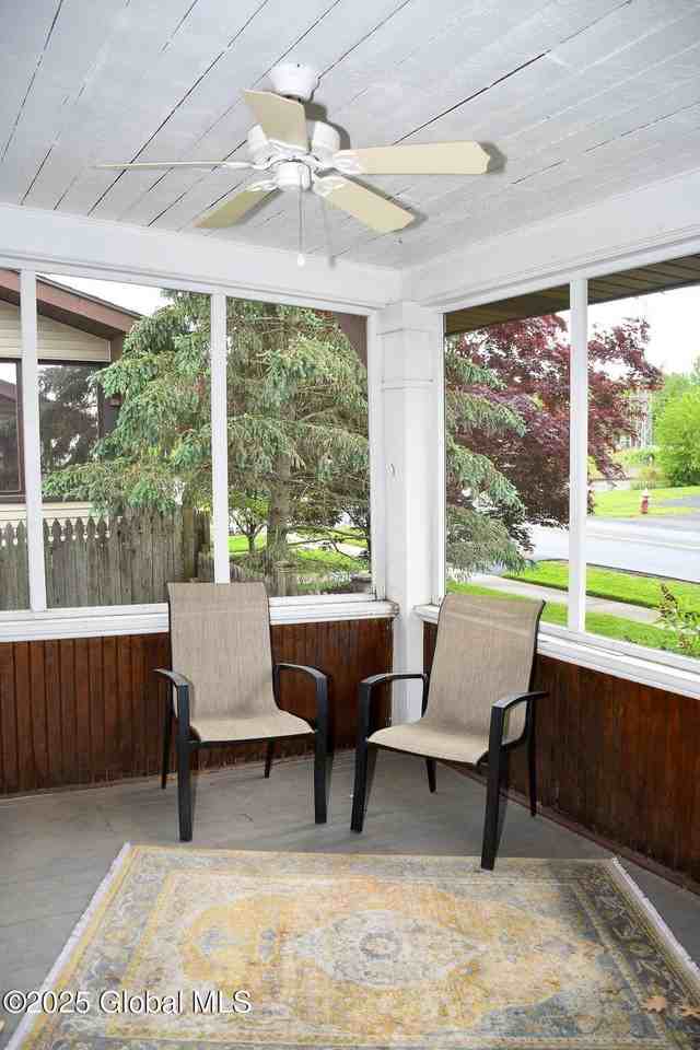 53 Menands Rd - Photo 3 of 29