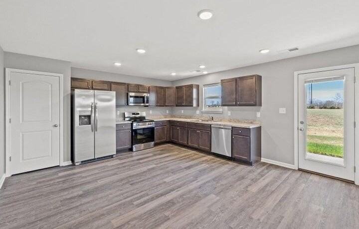 183 Landry Ln - Photo 4 of 13