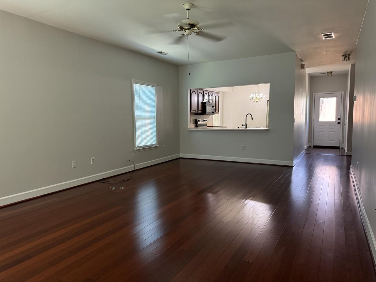 1535 Hogan Dr - Photo 4 of 33