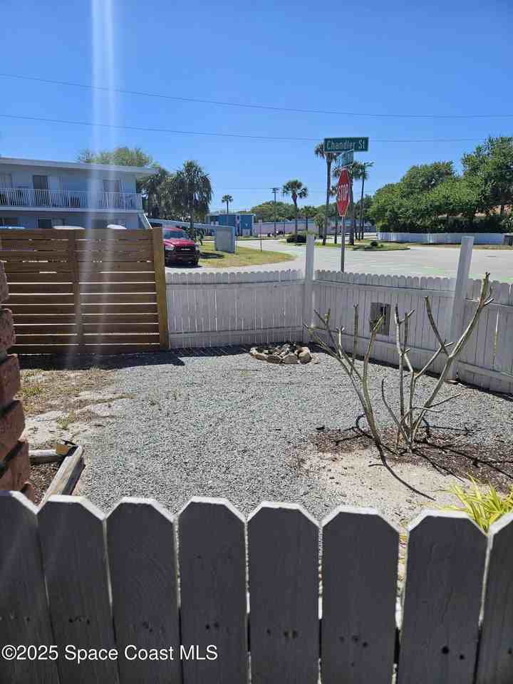 8201 Canaveral Blvd - Photo 4 of 27