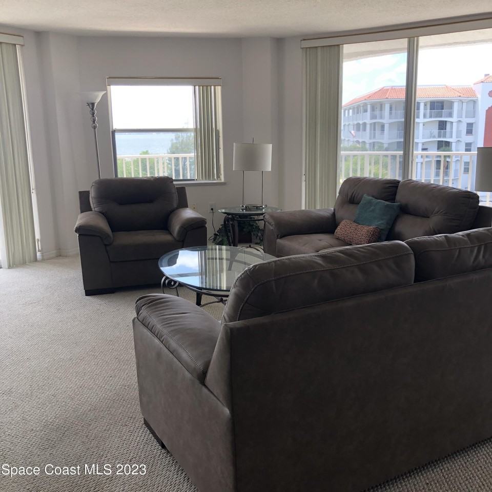 8935 Puerto Del Rio Dr Unit 7402 #7402 - Photo 4 of 36