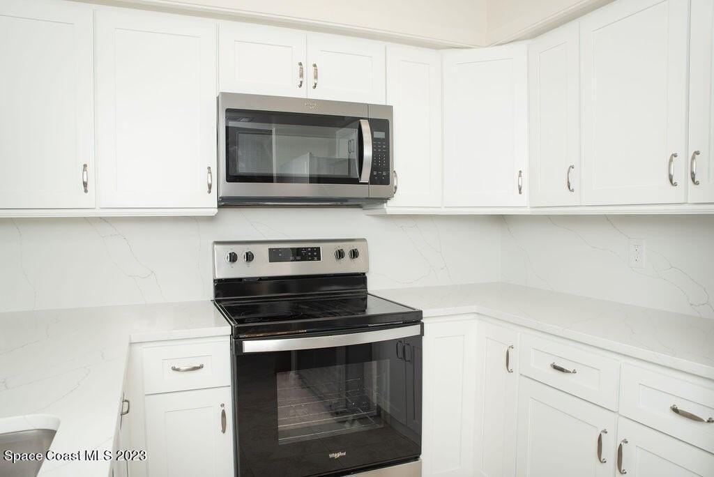 441 Hawthorne Ct - Photo 5 of 20