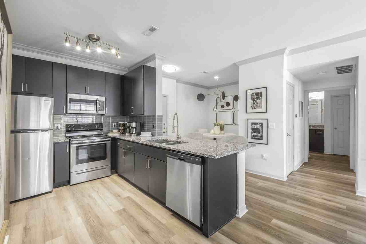 Meridian at Grandview - Photo 2 of 35