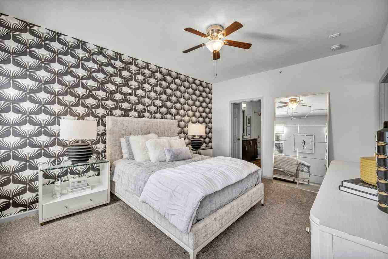 Meridian at Grandview - Photo 4 of 35