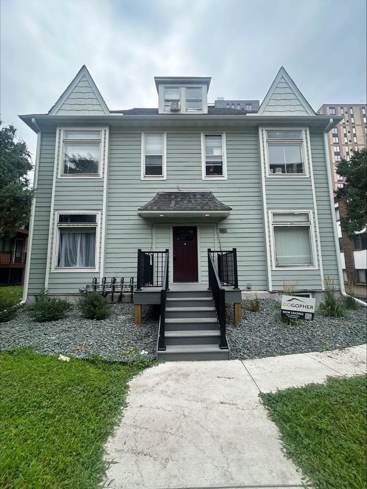 1409 5th St SE - Photo 6 of 14