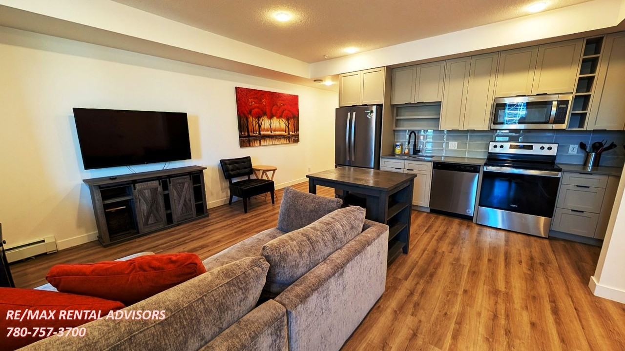 4138 University Ave Nw - Photo 3 of 24