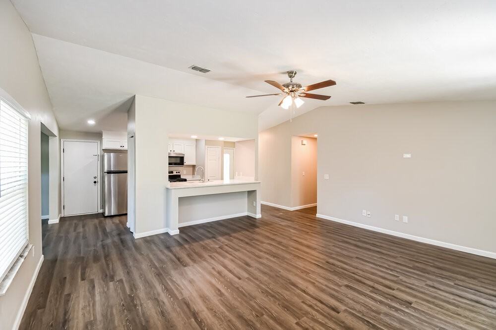 1294 Bear Run Blvd - Photo 3 of 16