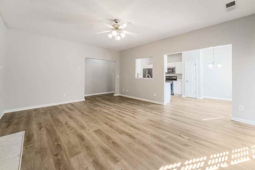 8074 Colton Creek Way - Photo 6 of 17