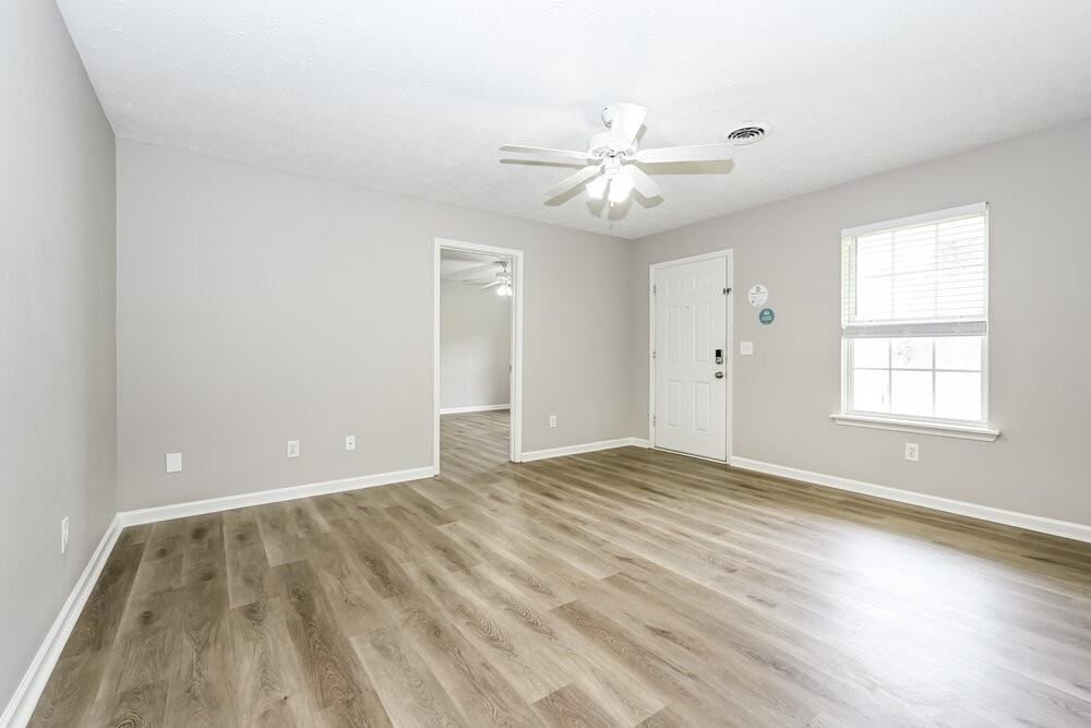 2014 Penmar Drive - Photo 5 of 16